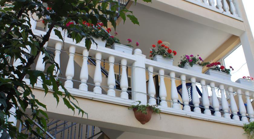 Гостевой дом Нартон Адлер-17