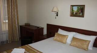 Гостевой дом Нартон Адлер Стандартный двухместный номер с 1 кроватью или 2 отдельными кроватями-2